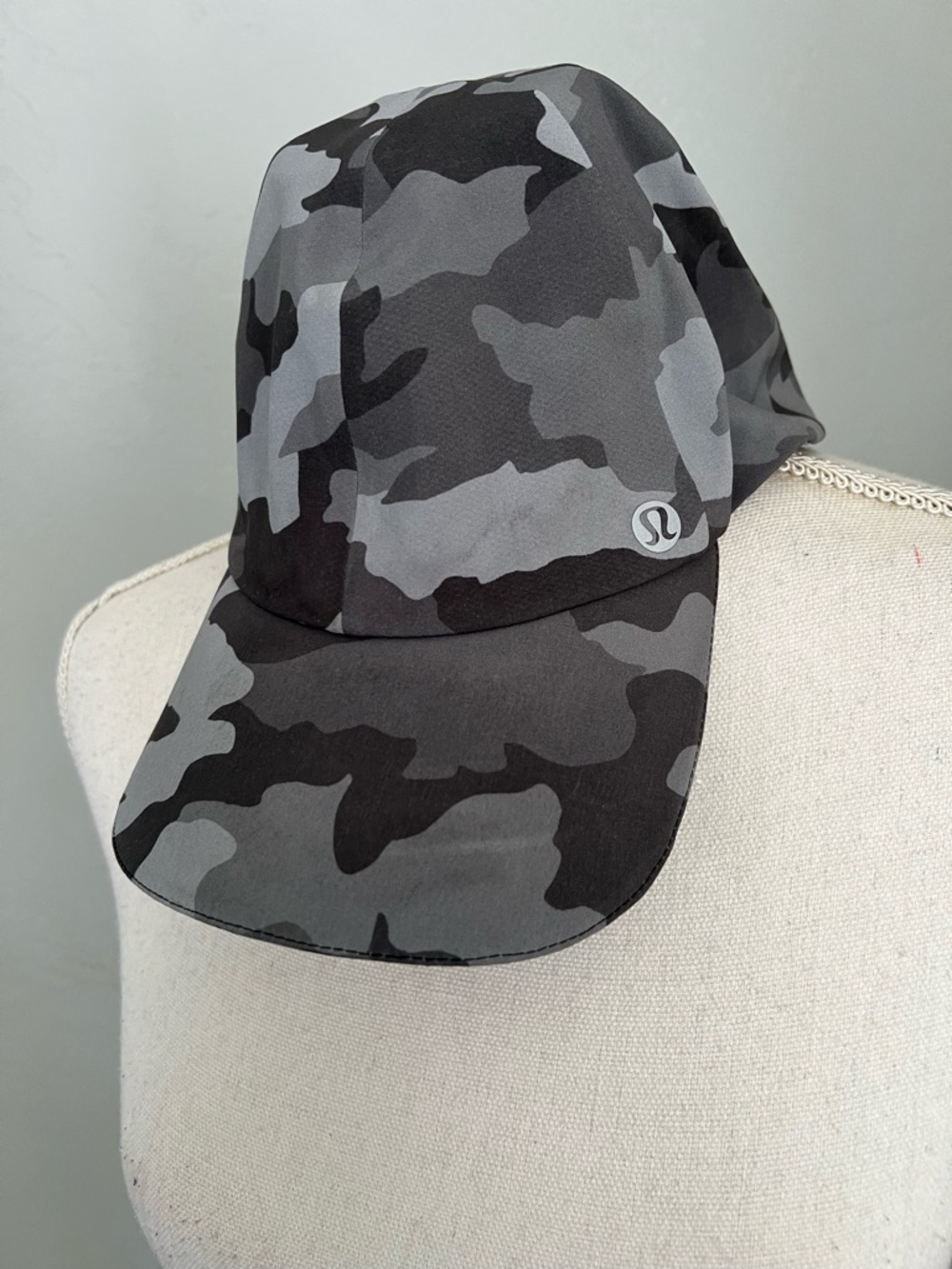 lululemon Gray & Black Camo Adjustable Visor